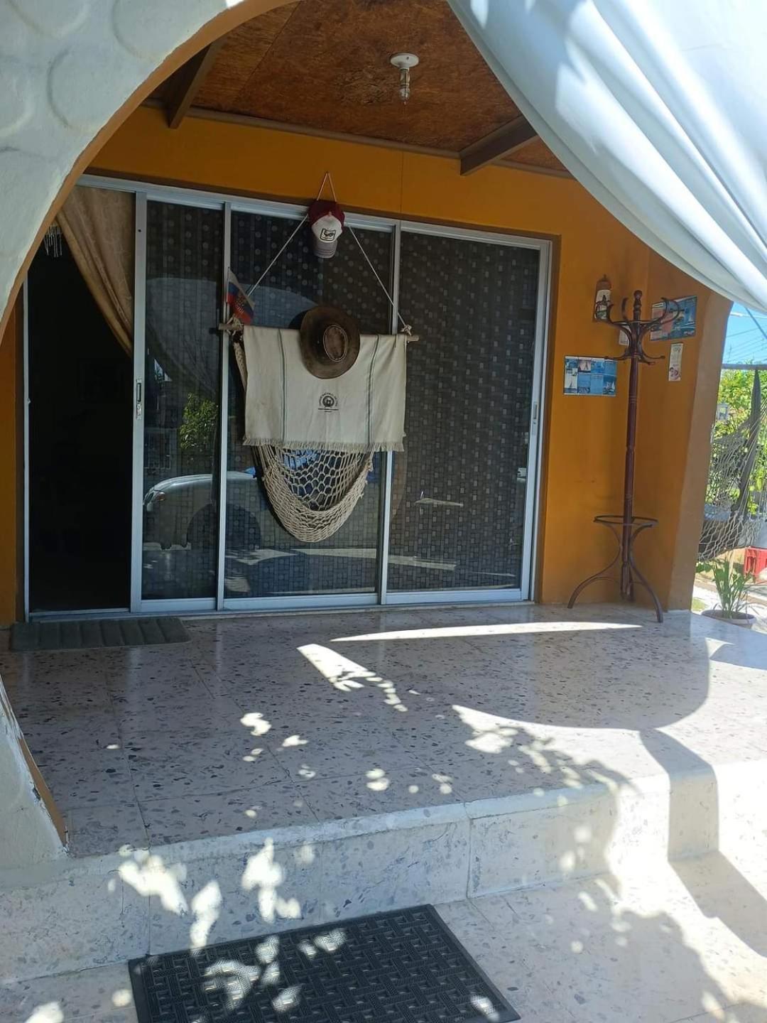 オラニエスタッドAruba Backpackersアパートメント エクステリア 写真
